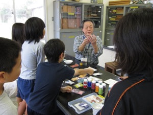 絵画教室〜宝物をつくろう！〜